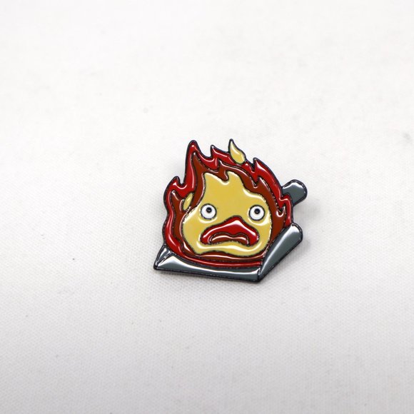 Cute Calcifer Enamel Pin Badge Howl’s Moving Castle Anime Fire Studio Ghibli Pan - Picture 8 of 16